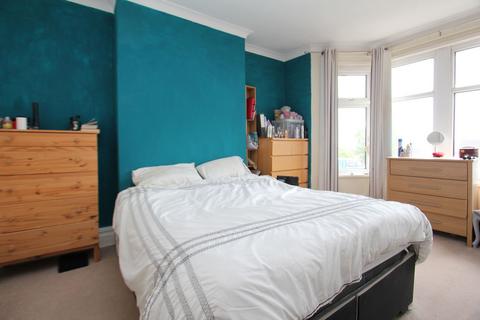 81 Broad Street, Barry, CF62 7AG