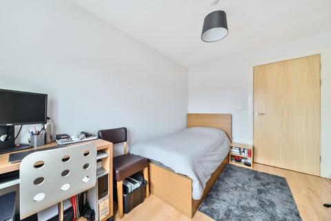 67 Riverhead Close, London, E17 5PY