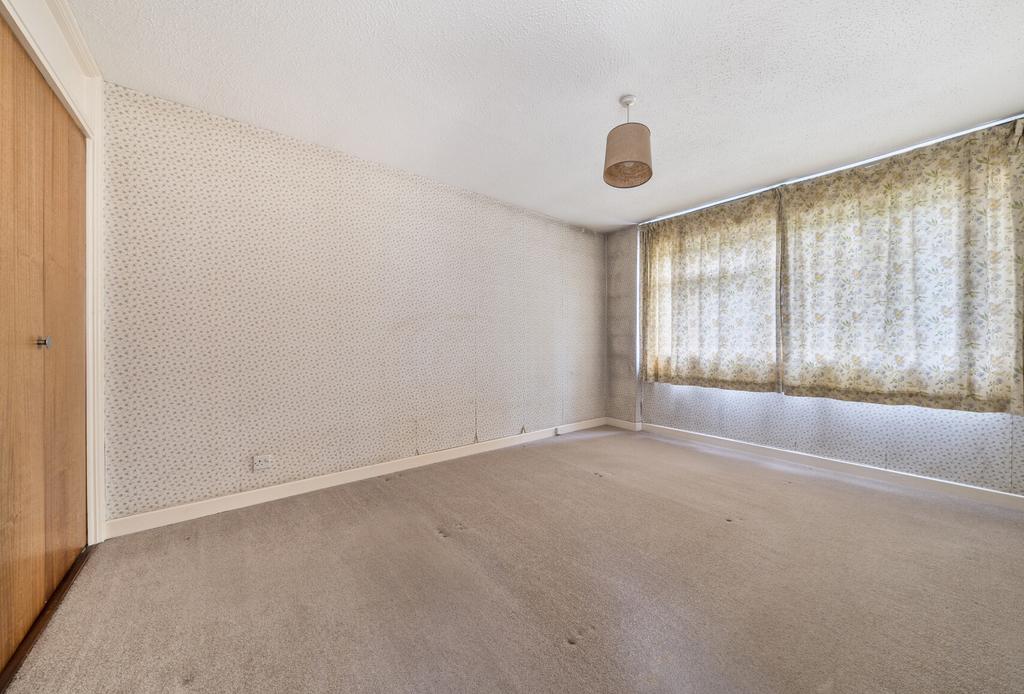 1305395-21-68472a...