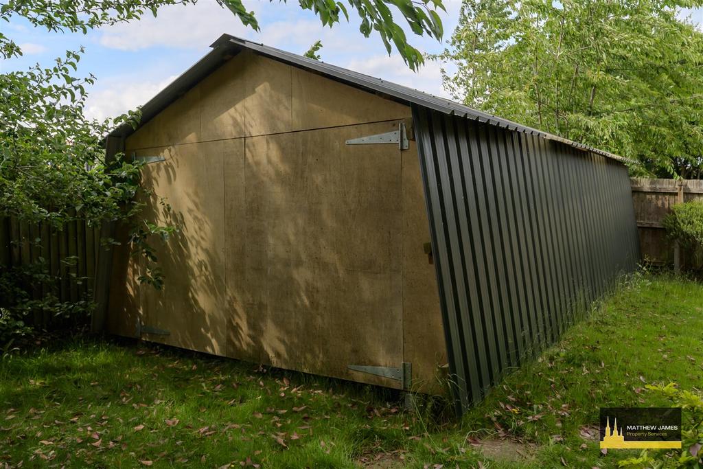 Storage / Garage / Workshop
