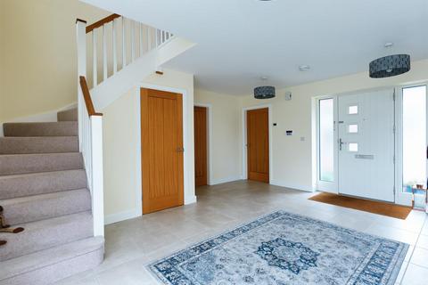 5 bedroom detached house for sale, Knights Grove, Knockin, Oswestry, SY10 8PU.