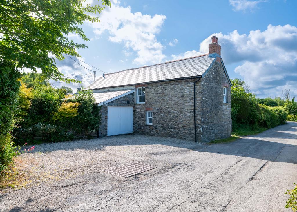 6846b4d9a1582 Marine Cottage-2