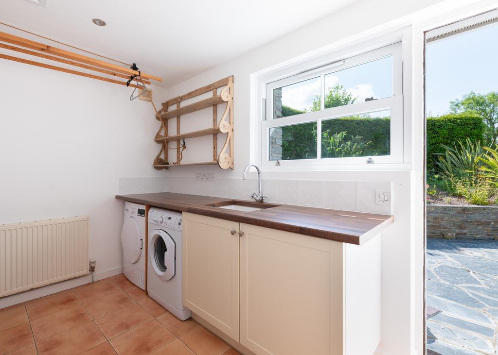 6846b5a10f5cd Marine Cottage-28