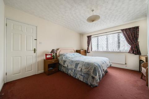 1 Coghlan Close, Fareham, PO16 7YE