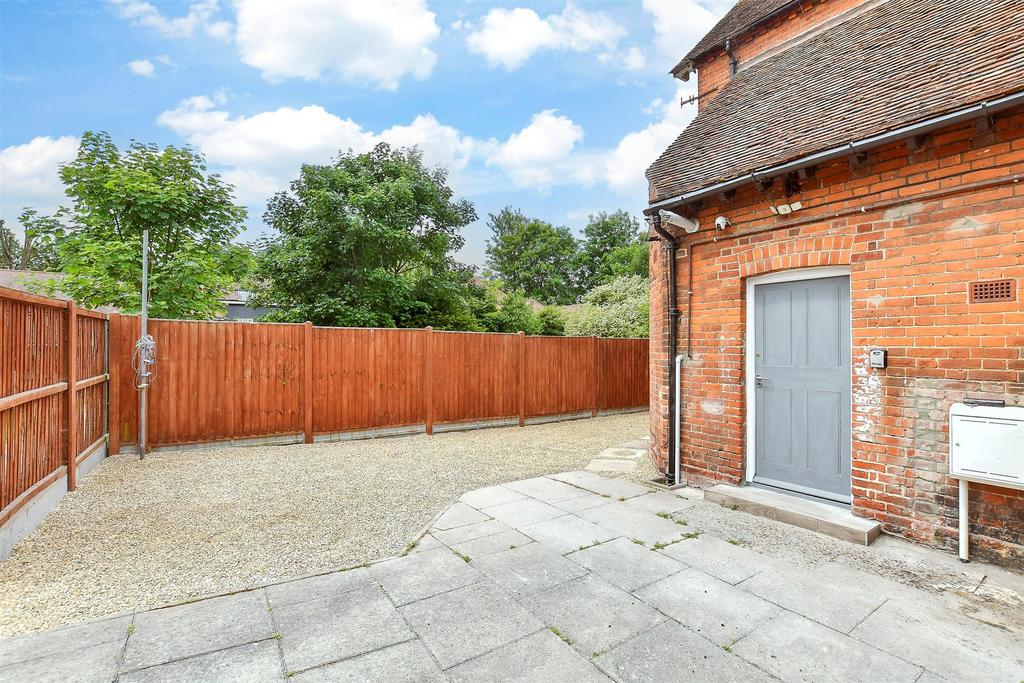 Driveway/Parking