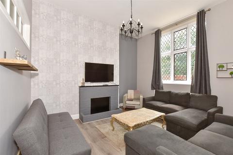 3 bedroom ground floor flat for sale, The Hoystings, Canterbury CT1