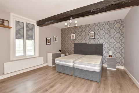 3 bedroom ground floor flat for sale, The Hoystings, Canterbury CT1