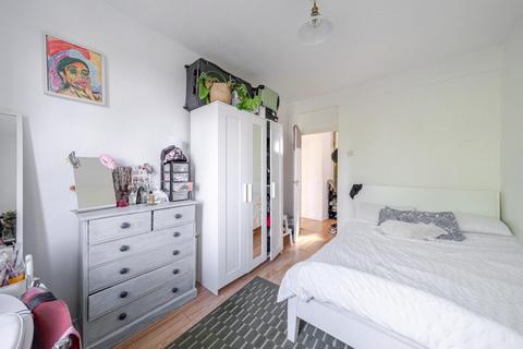 1 bedroom flat to rent, Pomeroy Street, New Cross, London, SE14