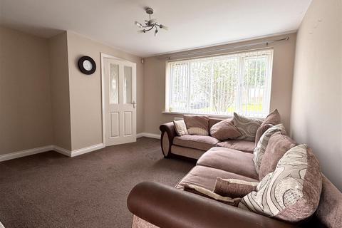 3 bedroom semi-detached house to rent, Tennyson Road, Monk Bretton, Barnsley