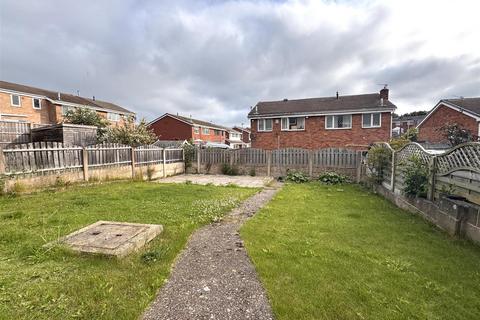 3 bedroom semi-detached house to rent, Tennyson Road, Monk Bretton, Barnsley