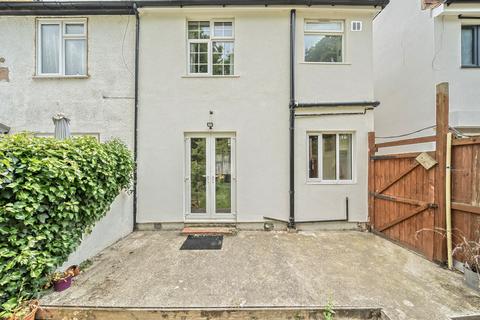 22 Caesars Walk, Mitcham, CR4 4LE