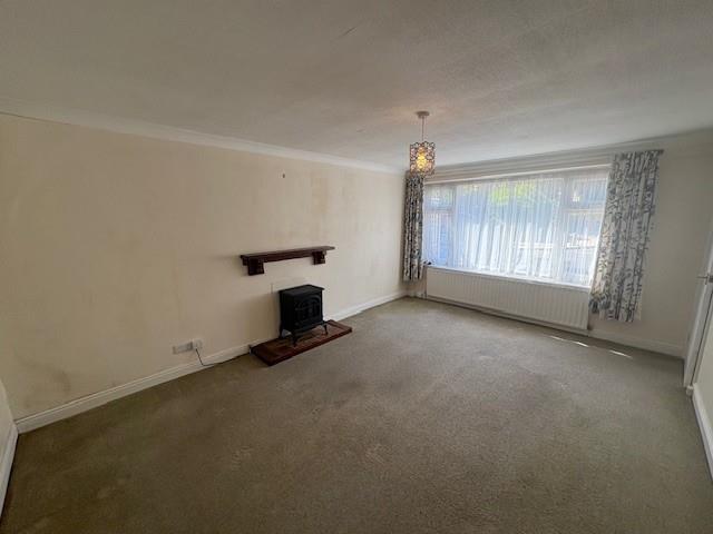 LIVINGROOM2.jpg
