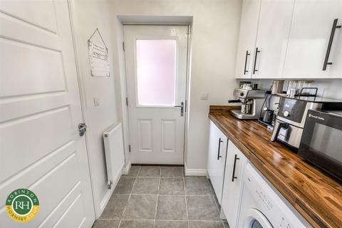 93 Athelstane Crescent, Edenthorpe, Doncaster, DN3 2NF