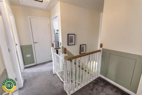93 Athelstane Crescent, Edenthorpe, Doncaster, DN3 2NF