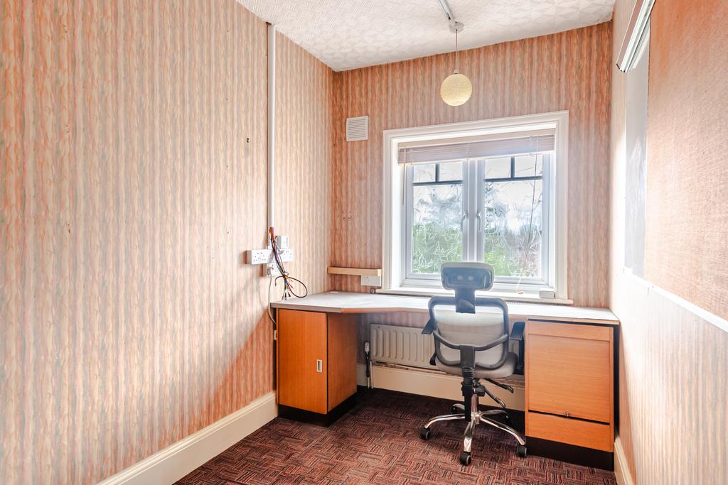 Bedroom4