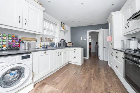 9 Loring Road, Isleworth, TW7 6QE