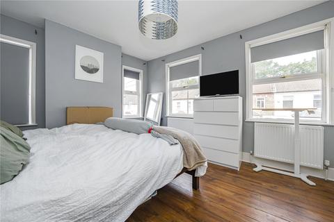 9 Loring Road, Isleworth, TW7 6QE