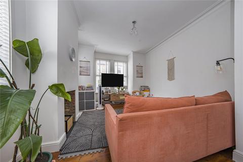 9 Loring Road, Isleworth, TW7 6QE