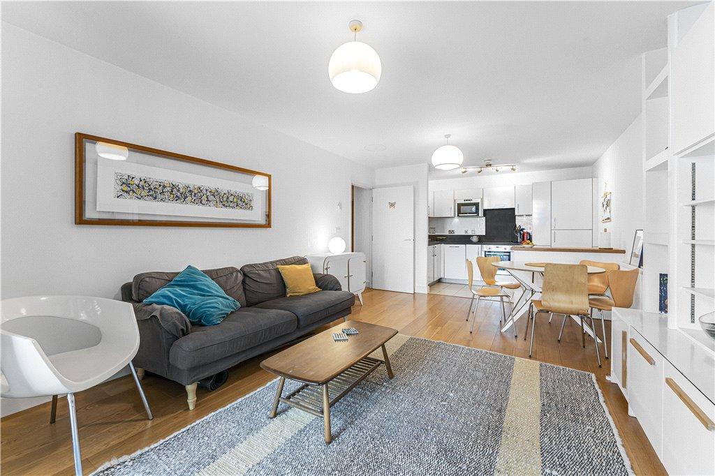 Reception/Kitchen