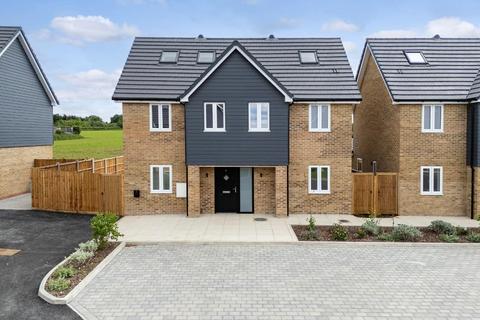 4 bedroom house for sale, Woodside View, Stapleford Abbotts