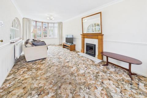 3 bedroom detached house for sale, St. Mawes Avenue, Wilford, Nottingham