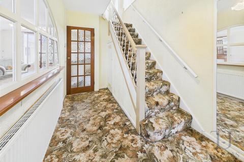 3 bedroom detached house for sale, St. Mawes Avenue, Wilford, Nottingham