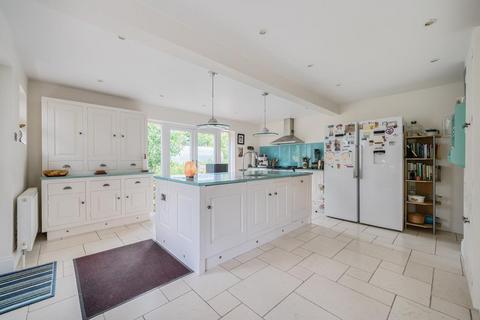 4 bedroom detached bungalow for sale, Church Road,  Clehonger,  HR2