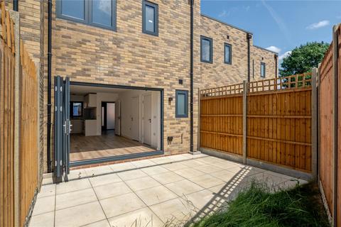 2 bedroom terraced house for sale, Holmwood Road, Enfield