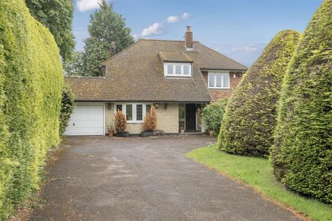 Holly Lane, Banstead