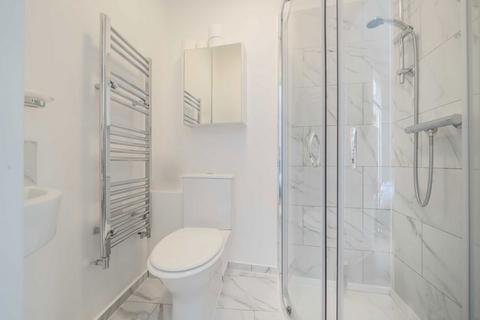 12 Park Place, London, W5 5NQ