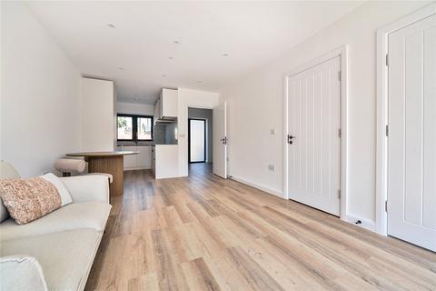 2 bedroom end of terrace house for sale, Holmwood Road, Enfield