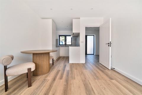 2 bedroom end of terrace house for sale, Holmwood Road, Enfield