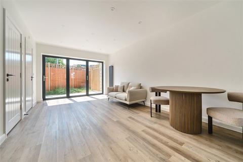 2 bedroom end of terrace house for sale, Holmwood Road, Enfield