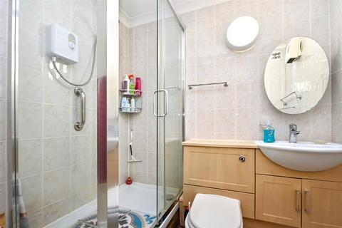 1 bedroom retirement property for sale, The Avenue, Eastbourne