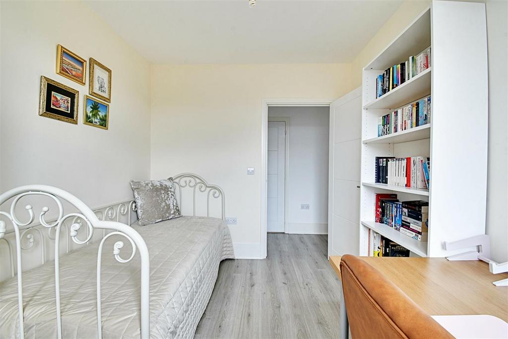 Bedroom 2 2.jpg