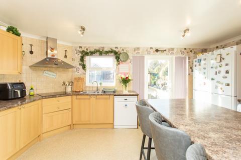 6 bedroom semi-detached house for sale, Grange Road, Ramsgate, CT11