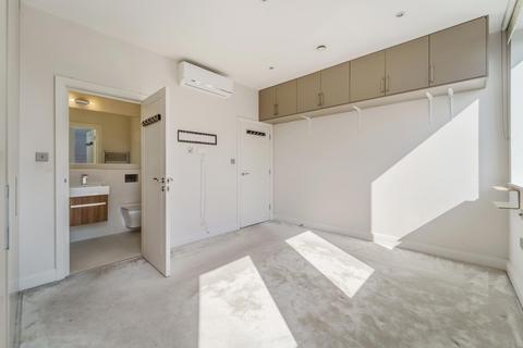 undefined, John Busch House, London Road, Isleworth, TW7