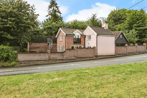 Blacksmith Cottage Main Road, Shotley, Ipswich, IP9 1PL
