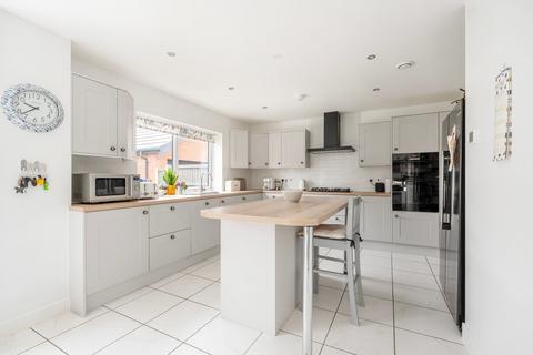 4 bedroom detached house for sale, Mentmore Way, Poringland