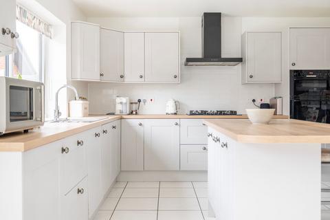 4 bedroom detached house for sale, Mentmore Way, Poringland
