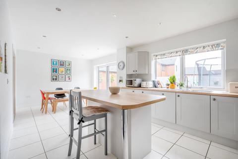 4 bedroom detached house for sale, Mentmore Way, Poringland