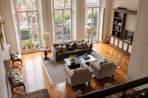 3 bedroom apartment to rent, London SW1X