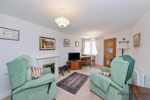 2 bedroom apartment for sale, Goodes Court, Baldock Road, Royston