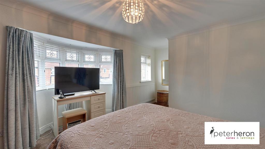 Bedroom 1 (front)