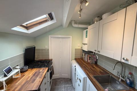 undefined, Tewkesbury GL20