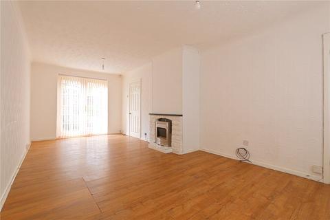 3 bedroom semi-detached house to rent, Walton Way, Manchester M34