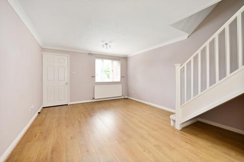 2 bedroom terraced house to rent, Warfield