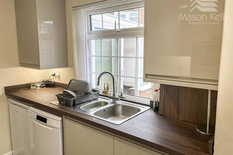 undefined, Leighton Buzzard LU7