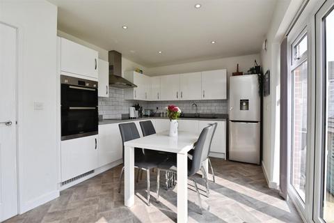 4 bedroom detached house for sale, Philip Taylor Drive, Crewe