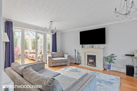15 Cassandra Gate, Cheshunt, Waltham Cross, EN8 0XE